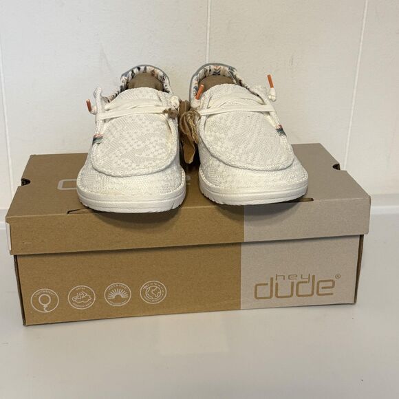 Hey Dude Wendy Shoes Womens Size 5 Boho White Crochet Natural Collection Casual - Picture 1 of 13